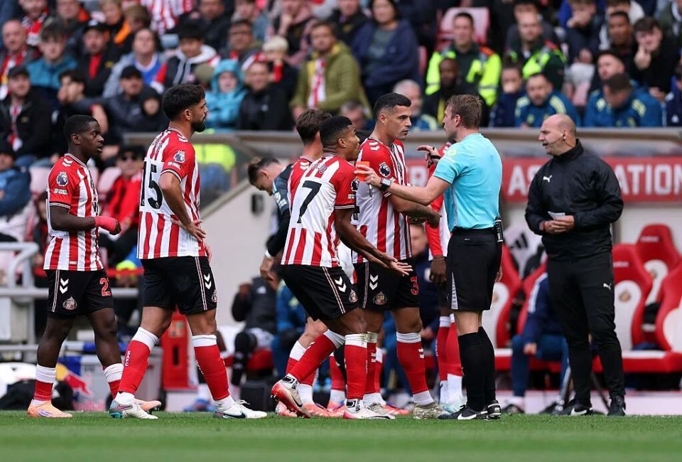 com, bt, fT com, bt, fT