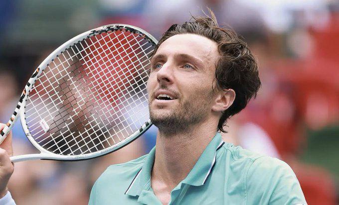 局林德克内 局林德克内